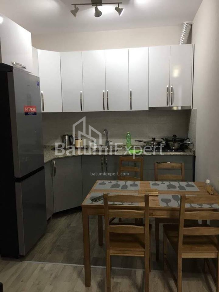Mieszkanie 65 m² - Szałwa Inasaridze, Batumi, Gruzja
