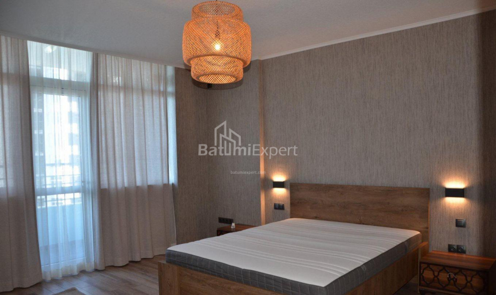 Mieszkanie 82 m² - Niko Pirosmaniego, Batumi, Gruzja