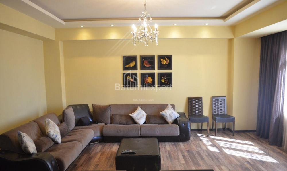 Mieszkanie 84 m² - Ilja Czawczawadze, Batumi, Gruzja