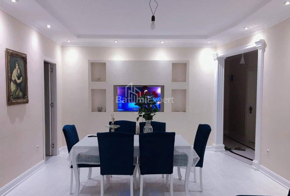 Mieszkanie 86 m² - Aleksandra Puszkin, Batumi, Gruzja