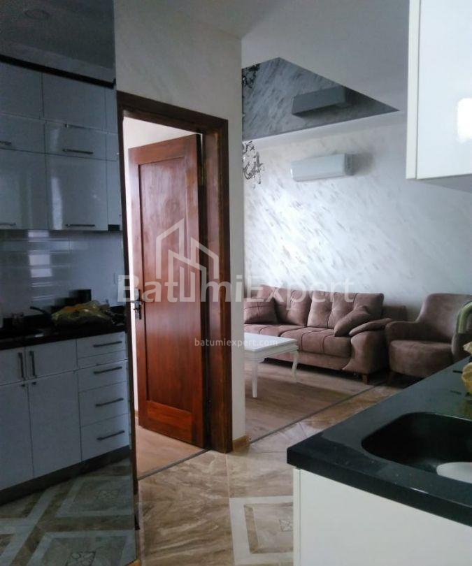 Mieszkanie 52 m² - Jerzy Leonidze, Batumi, Gruzja