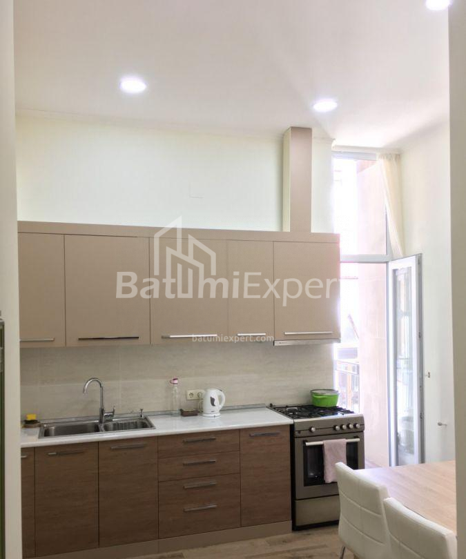 Mieszkanie 175 m² - króla Parnawaza, Batumi, Gruzja