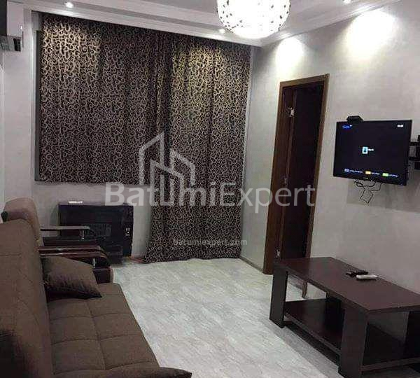 Mieszkanie 52 m² - Michaił Lermontow, Batumi, Gruzja