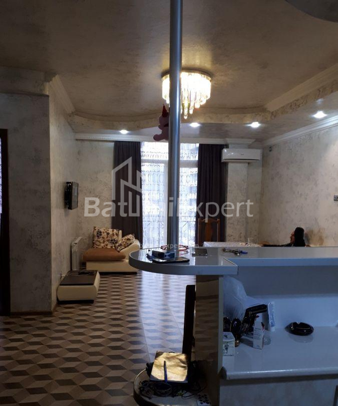 Mieszkanie 110 m² - Galaktion Tabidze, Batumi, Gruzja