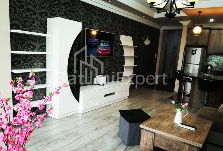 Mieszkanie 85 m² - króla Parnawaza, Batumi, Gruzja
