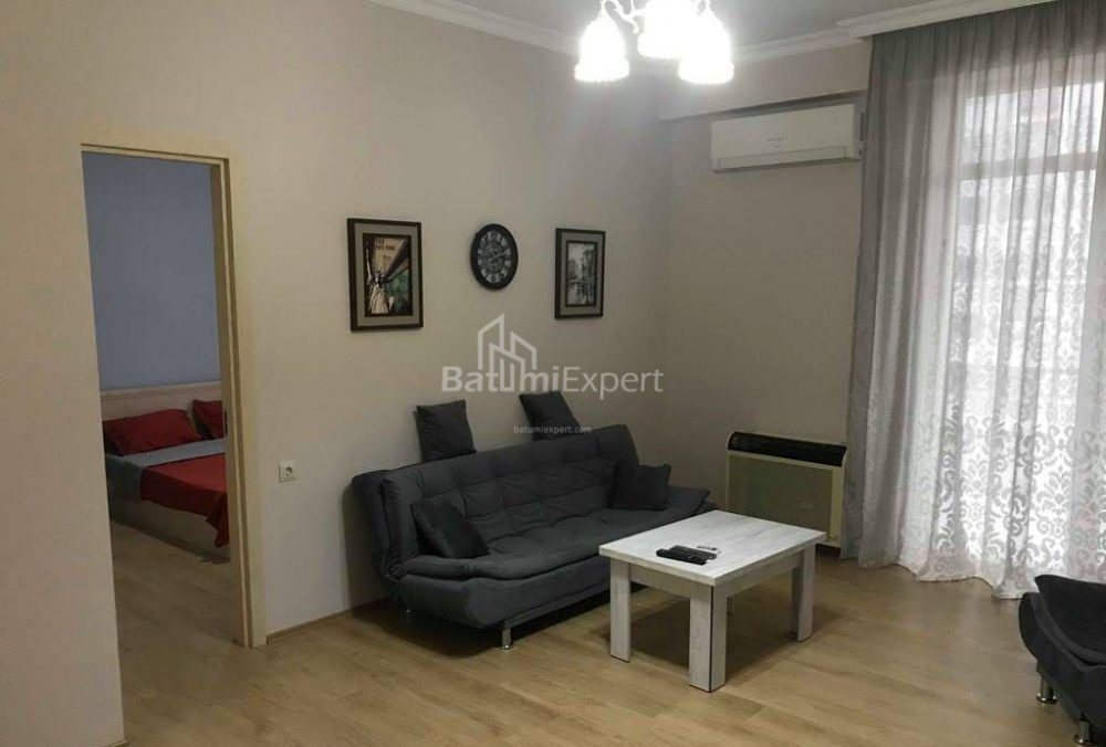 Mieszkanie 77 m² - króla Parnawaza, Batumi, Gruzja