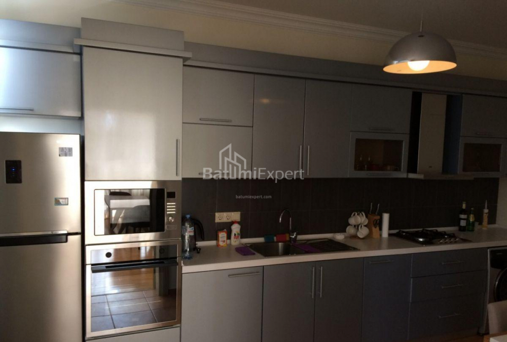 Mieszkanie 202 m² - Ilja Czawczawadze, Batumi, Gruzja