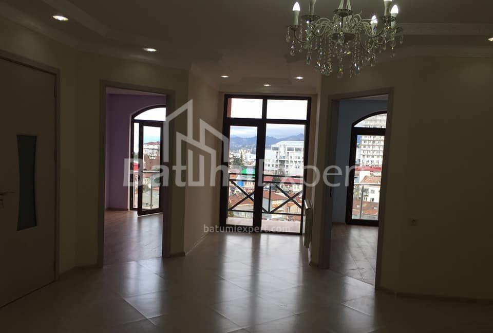Mieszkanie 73 m² - Ilja Czawczawadze, Batumi, Gruzja