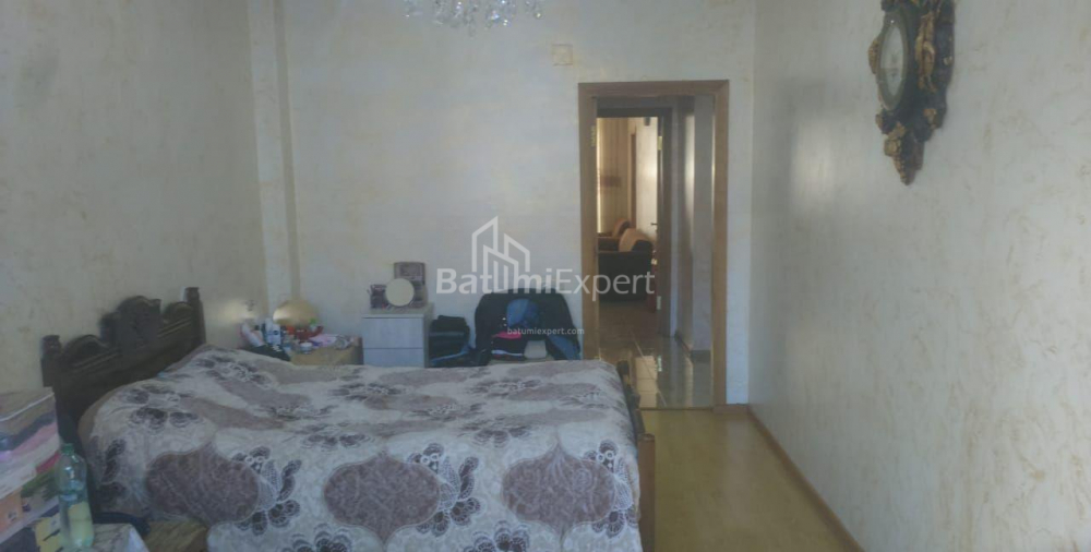 Mieszkanie 85 m² - króla Parnawaza, Batumi, Gruzja