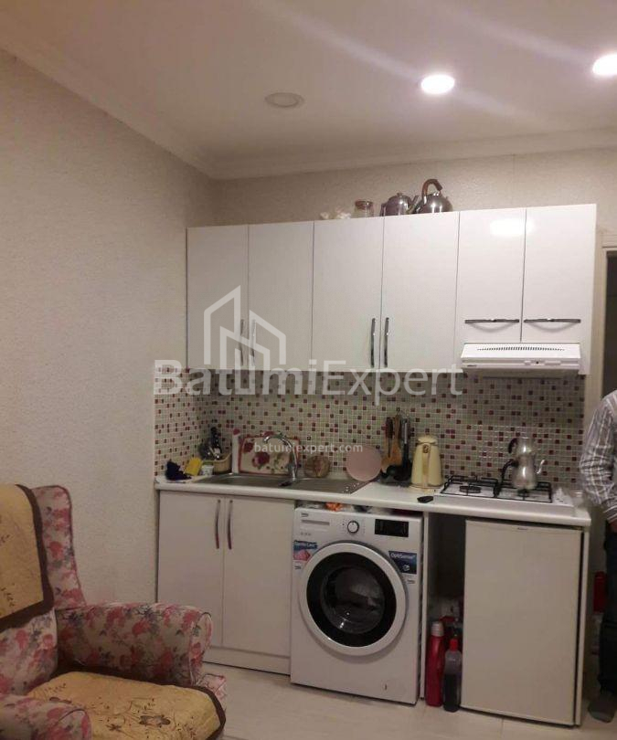 Mieszkanie 39 m² - Michaił Lermontow, Batumi, Gruzja