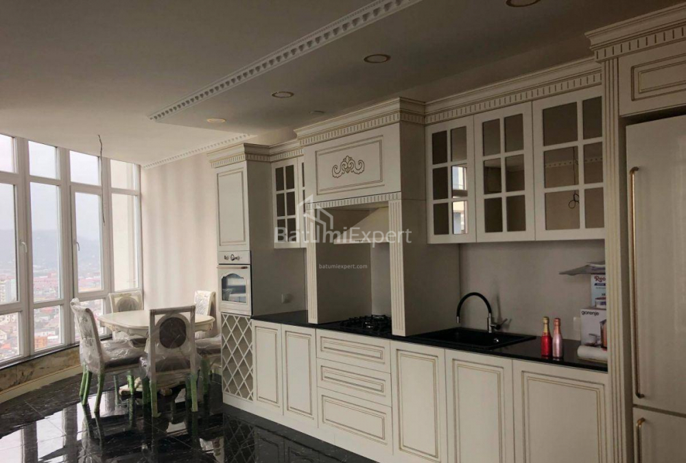 Mieszkanie 81 m² - Juriewskaja, Batumi, Gruzja