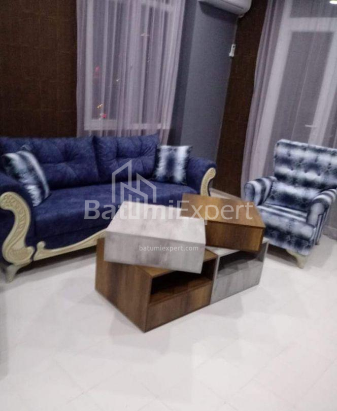Mieszkanie 74 m² - Niko Pirosmaniego, Batumi, Gruzja