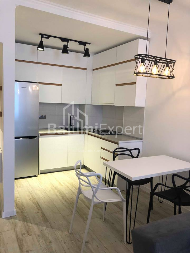 Mieszkanie 61 m² - Ilja Czawczawadze, Batumi, Gruzja