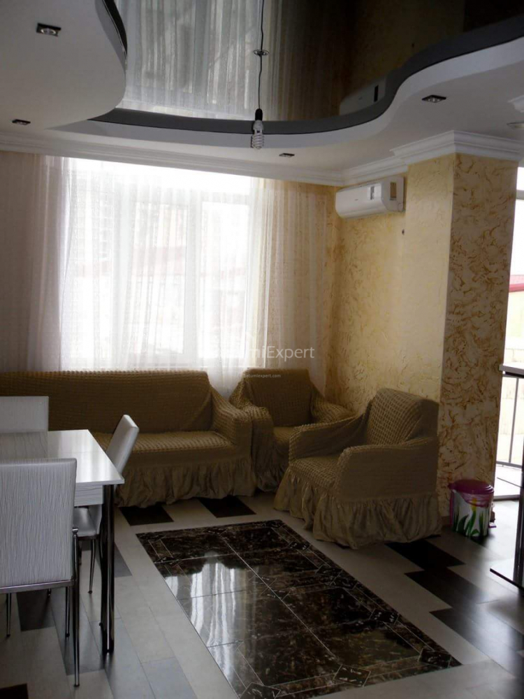 Mieszkanie 65 m² - Szałwa Inasaridze, Batumi, Gruzja