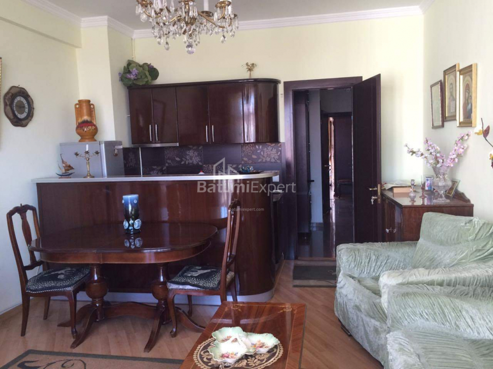 Mieszkanie 67 m² - króla Parnawaza, Batumi, Gruzja