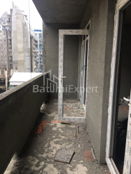 Mieszkanie 1-комн 70.4 m² - Wachtang Gorgasali, Batumi
