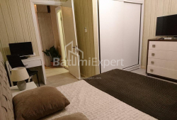 Mieszkanie 3-комн 90 m² - Niko Pirosmaniego, Batumi