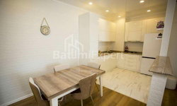 Mieszkanie 3-комн 70 m² - Niko Pirosmaniego, Batumi