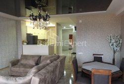Mieszkanie 4-комн 112 m² - Szeryf Chimsziaszwili, Batumi