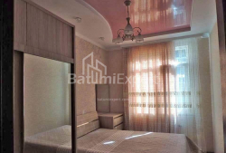 Mieszkanie 3-комн 62 m² - Wachtang Gorgasali, Batumi