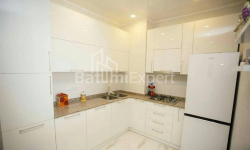 Mieszkanie 3-комн 70 m² - Niko Pirosmaniego, Batumi