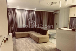 Mieszkanie 6-комн 152 m² - Wachtang Gorgasali, Batumi