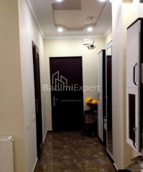 Mieszkanie 3-комн 77 m² - Szałwa Inasaridze, Batumi