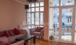 Mieszkanie 3-комн 95 m² - Wachtang Gorgasali, Batumi