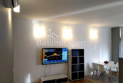 Mieszkanie 3-комн 80 m² - Aleksandra Puszkin, Batumi