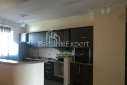 Mieszkanie 80 m² - Piotr Czajkowski, Batumi, Gruzja