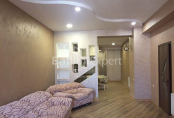 Mieszkanie 3-комн 122 m² - Zuraba Gorgiladze, Batumi