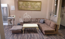 Mieszkanie 4-комн 119 m² - Ilja Czawczawadze, Batumi