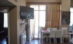 Mieszkanie 4-комн 119 m² - Ilja Czawczawadze, Batumi