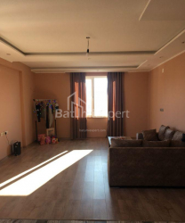 Mieszkanie 40 m² - David Agmashenebli, Batumi, Gruzja