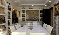Mieszkanie 5-комн 160 m² - Ilja Czawczawadze, Batumi