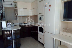 Mieszkanie 75 m² - Ilja Czawczawadze, Batumi, Gruzja