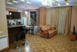 Mieszkanie 3-комн 75 m² - Wachtang Gorgasali, Batumi