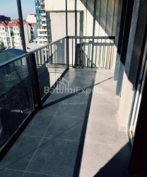 Mieszkanie 3-комн 88 m² - Szeryf Chimsziaszwili, Batumi
