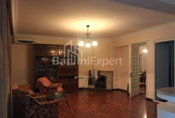Mieszkanie 4-комн 120 m² - Zuraba Gorgiladze, Batumi