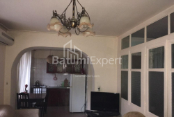 Mieszkanie 3-комн 55 m² - Szeryf Chimsziaszwili, Batumi