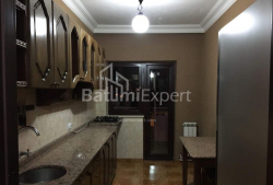 Mieszkanie 75 m² - Khaidara Abashidze, Batumi, Gruzja