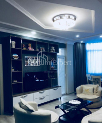 Mieszkanie 4-комн 90 m² - Galaktion Tabidze, Batumi