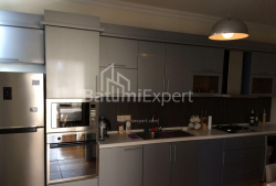 Mieszkanie 4-комн 202 m² - Ilja Czawczawadze, Batumi