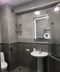 Mieszkanie 73 m² - króla Parnawaza, Batumi, Gruzja