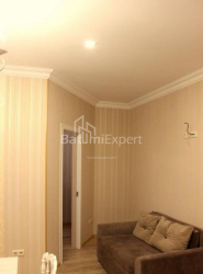 Mieszkanie 2-комн 43 m² - Wachtang Gorgasali, Batumi