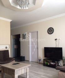 Mieszkanie 4-комн 95 m² - Szeryf Chimsziaszwili, Batumi