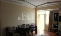 Mieszkanie 100 m² - Niko Pirosmaniego, Batumi, Gruzja