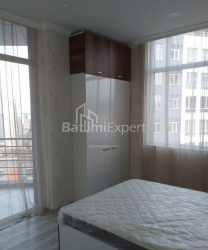 Mieszkanie 3-комн 74 m² - Niko Pirosmaniego, Batumi