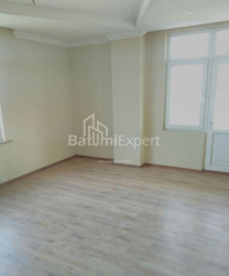 Mieszkanie 3-комн 76 m² - Petra Melikiszwili, Batumi