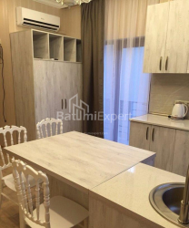 Mieszkanie 2-комн 50 m² - Wachtang Gorgasali, Batumi